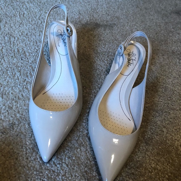 Nude heels - Picture 3 of 3